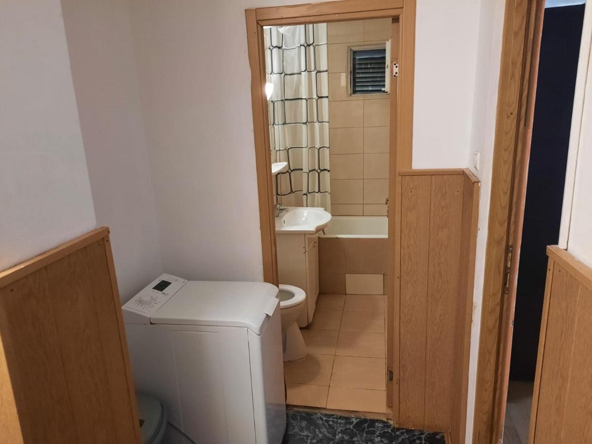 Apartment Apartment, Self Check-in Any Hour *